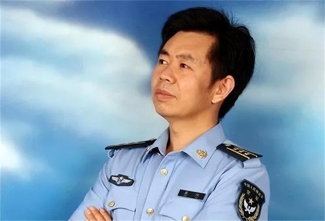 誰(shuí)打第一槍的問(wèn)題，現(xiàn)在已并不重要，重要的是否對(duì)國(guó)家有利